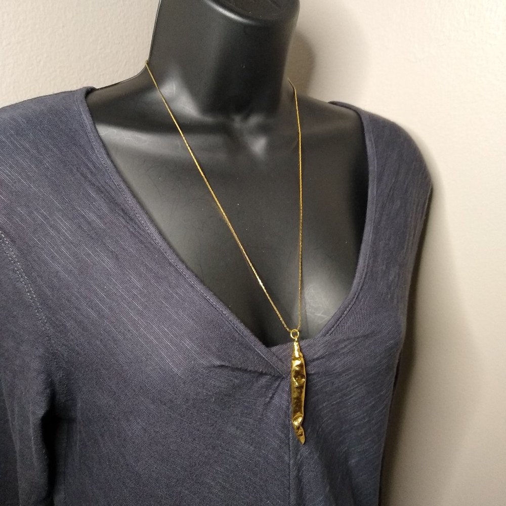 Decorative Long Pendant Necklace 23 3/4 Inches